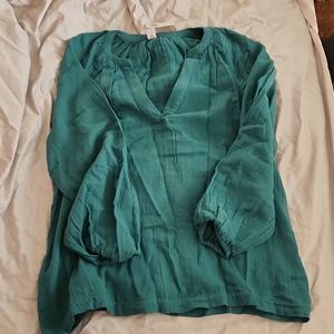 Old Navy linen tuck-in shirt, Size S